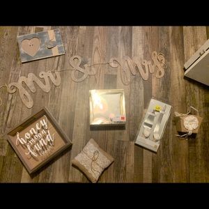 Miscellaneous wedding lot